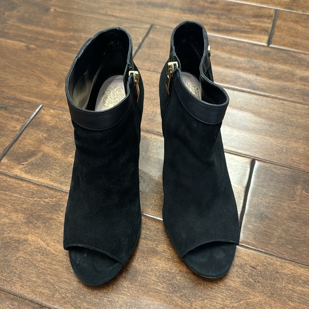 Good condition suede booties - Picture 2 of 5